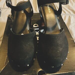 Torrid Clogs